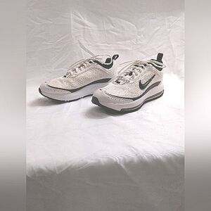 Nike Air Max Ap Low Top Lace Up Running Shoe Mesh Material 8.5